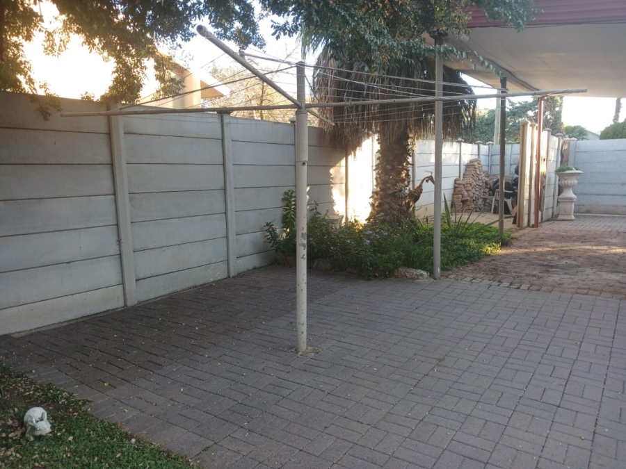 3 Bedroom Property for Sale in Adamayview North West